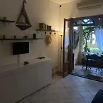 Casa Bouganville, Vista Mare! Apartment *