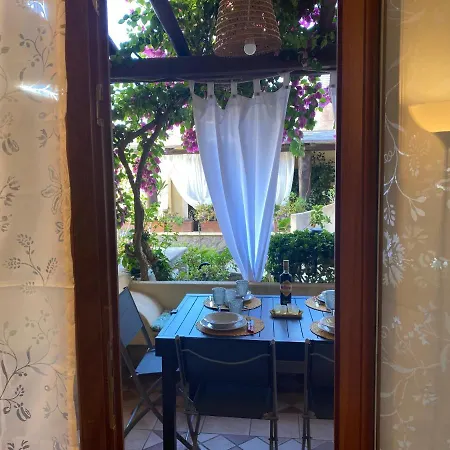 Lägenhet Casa Bouganville, Vista Mare! *