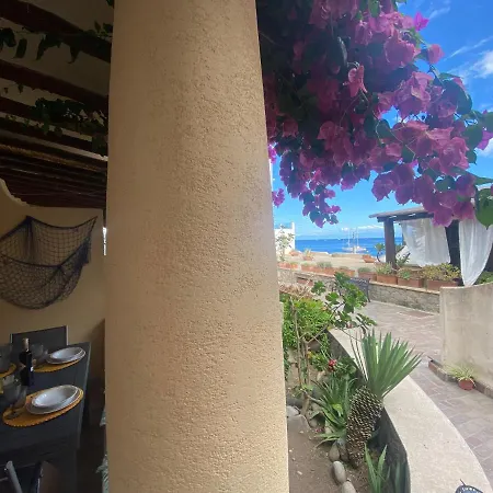 Casa Bouganville, Vista Mare! Lägenhet Lipari (Isola Lipari)